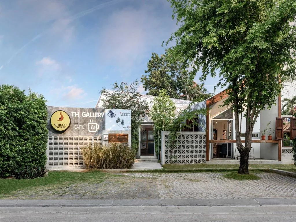 TH Gallery & Café — photo 2